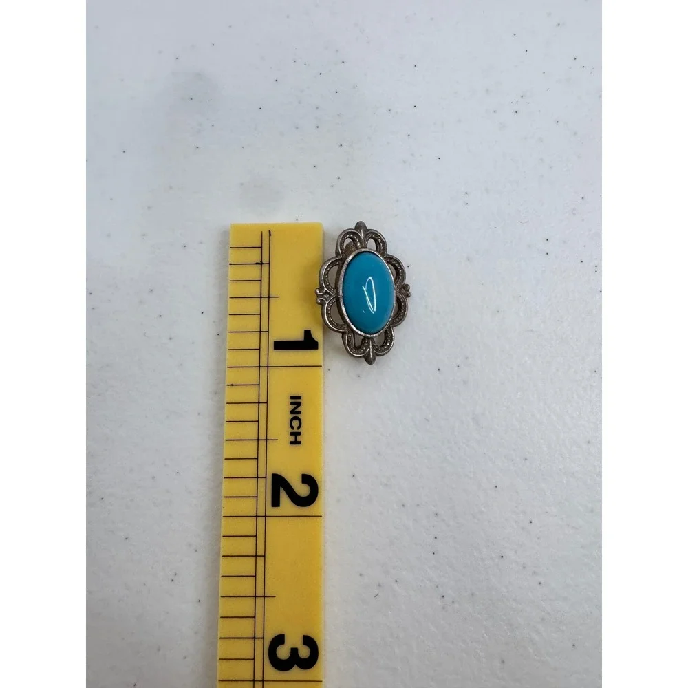 Vintage Sterling Silver Faux Turquoise Oval‎ Cabochon Scalloped Brooch Pin